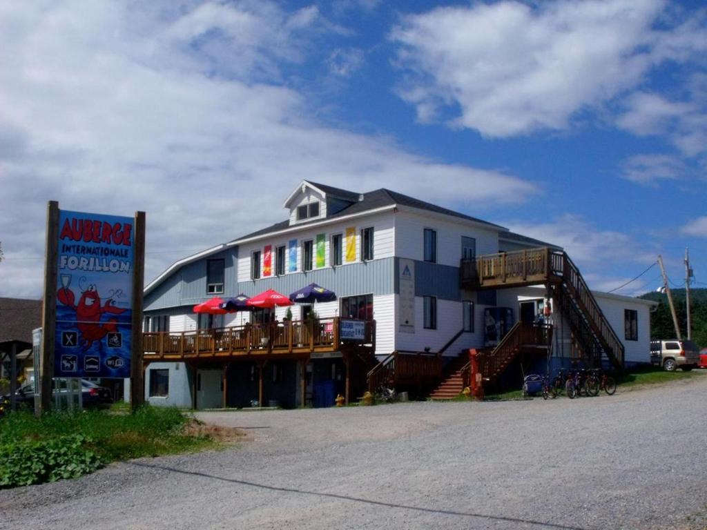 Gaspé Le Carabobo Auberge Forillon מראה חיצוני תמונה