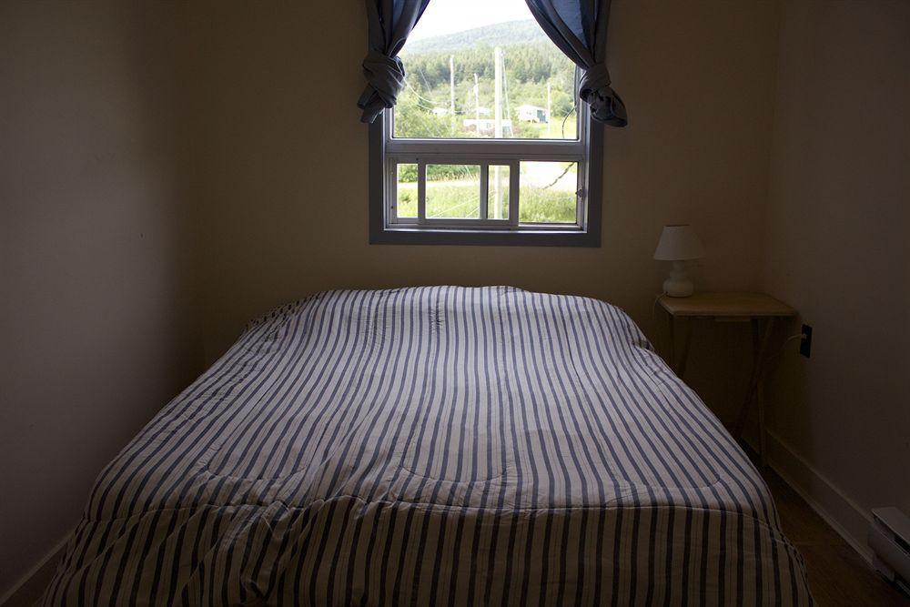 Gaspé Le Carabobo Auberge Forillon מראה חיצוני תמונה